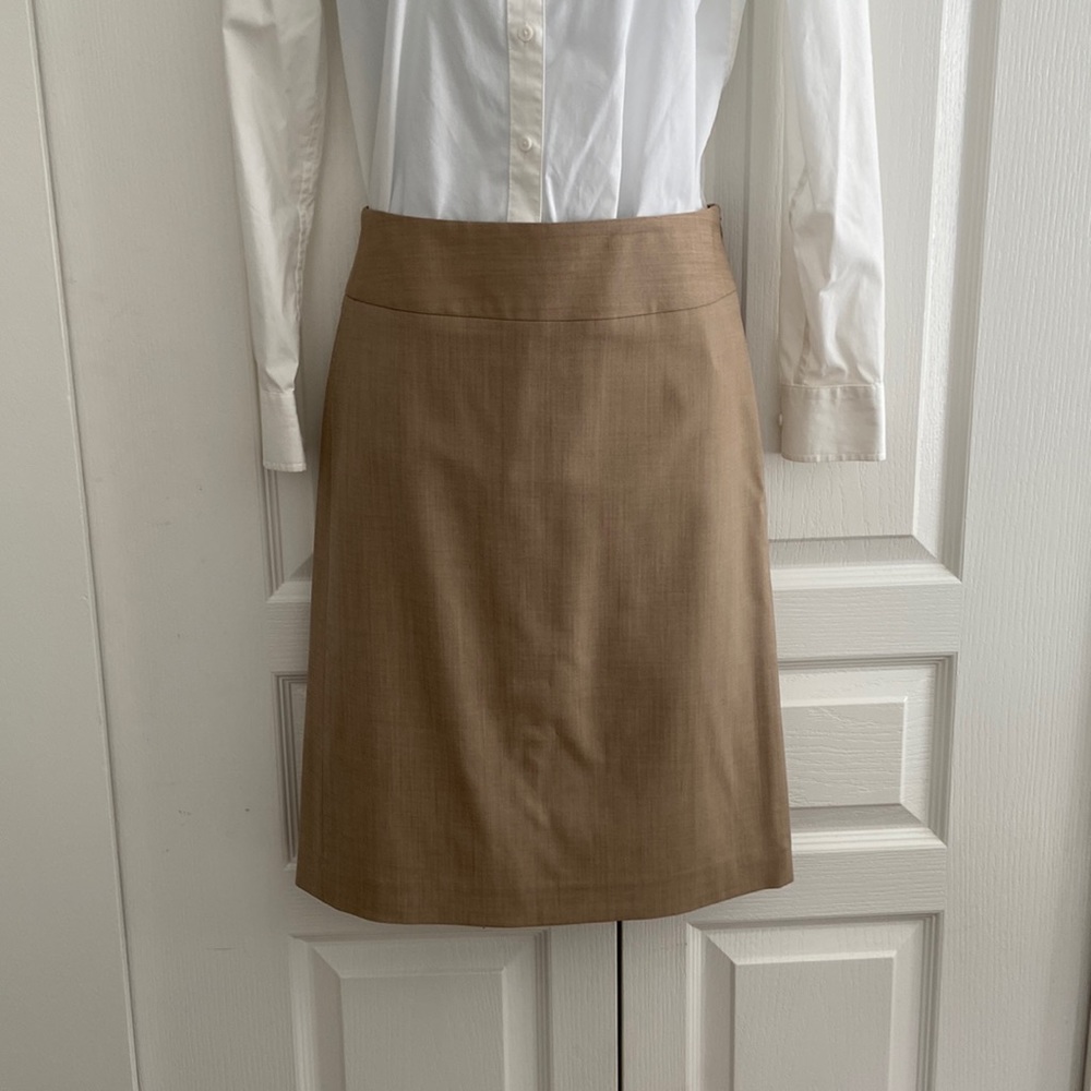 Banana Republic wool stretch suit jacket and skirt in beautiful caramel color